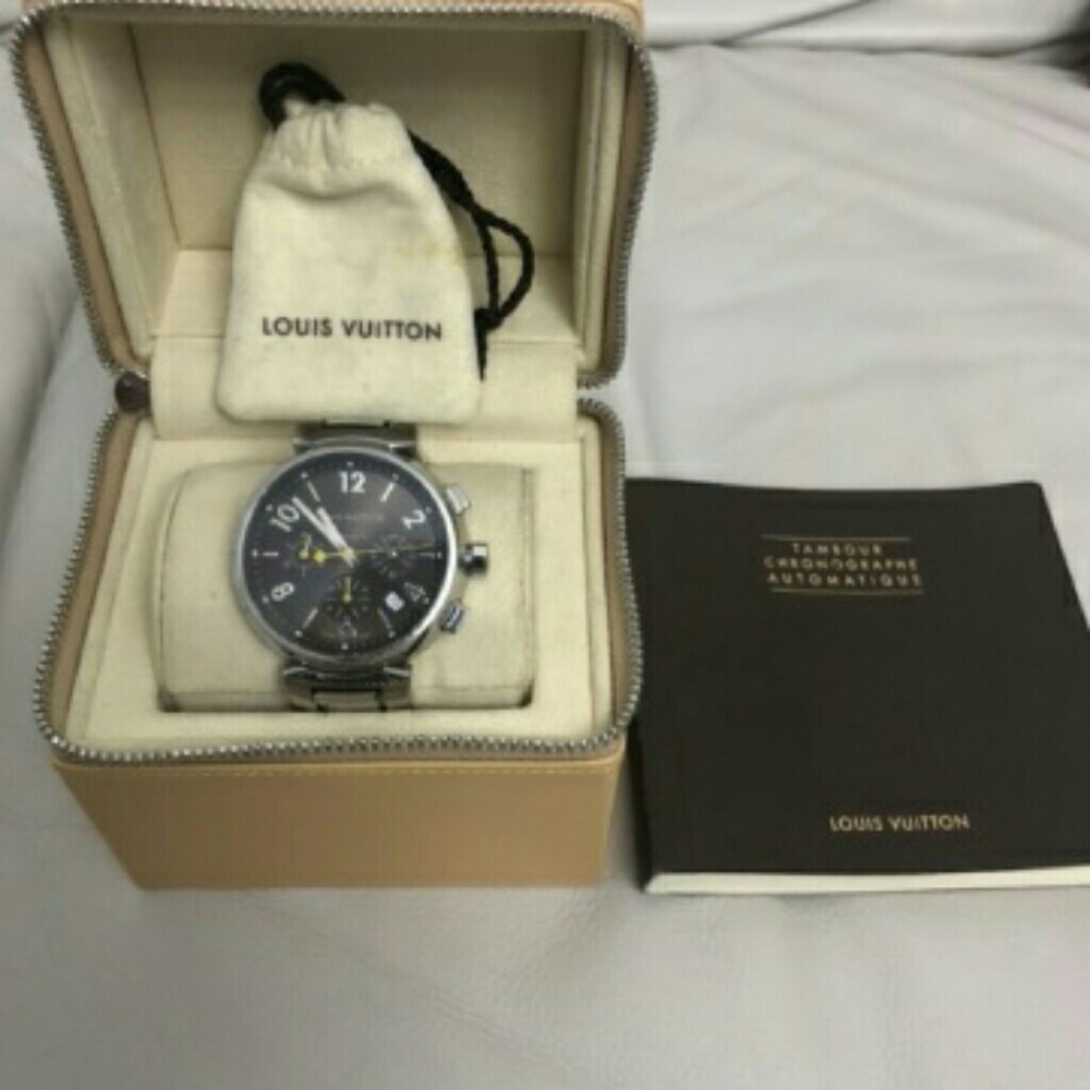 Louis Vuitton Tamour Essential Brown